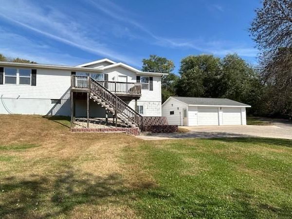1106 2nd Street NE, Glenwood, MN 56334