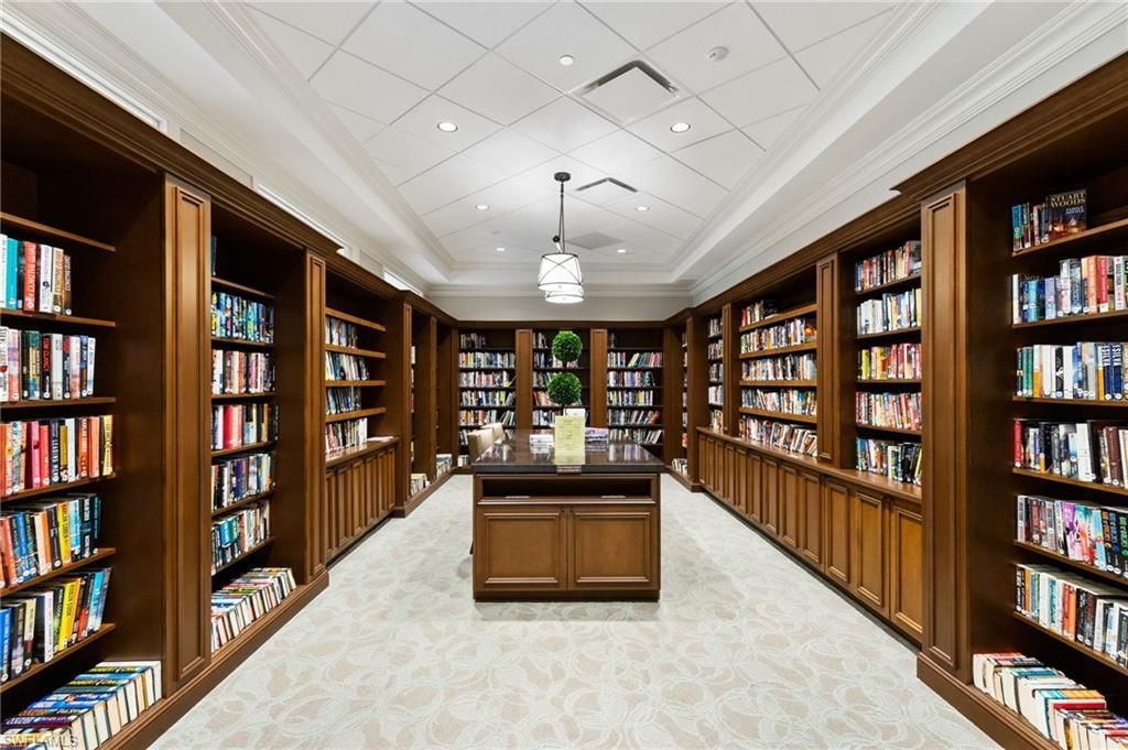 8086 Queen Palm Ln, Unit 328, Fort Myers, FL 33966 Photo