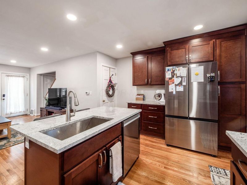 366 Parkview Drive, Columbus, OH 43202 Photo 10