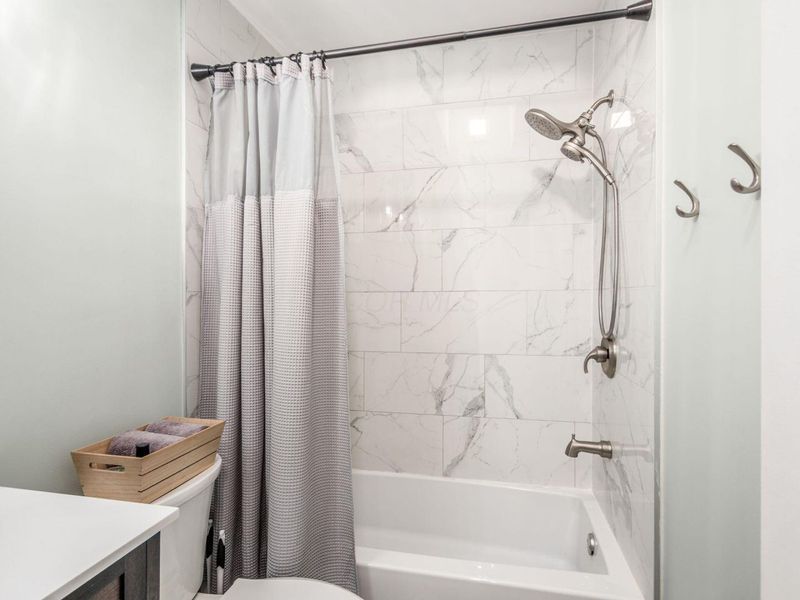 366 Parkview Drive, Columbus, OH 43202 Photo 15