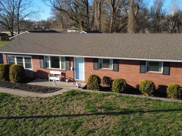 205 Alma Avenue, South Point, OH 45680