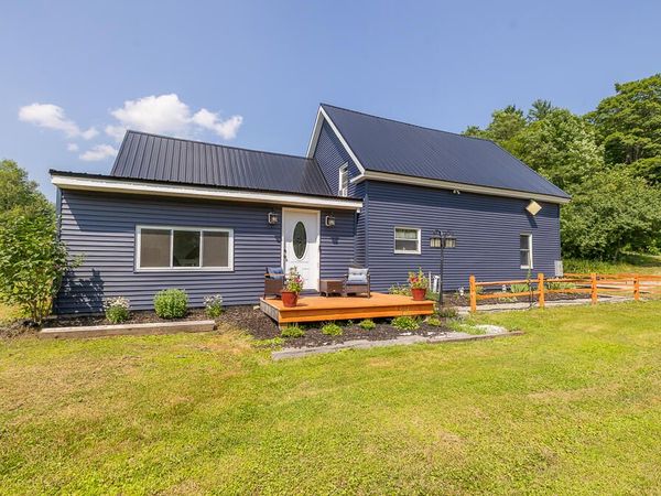 3190 Middle Road, Sidney, ME 04330