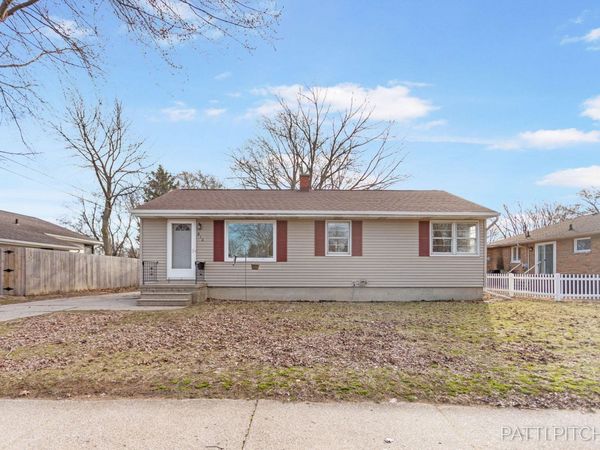 810 S Despelder Street, Grand Haven, MI 49417