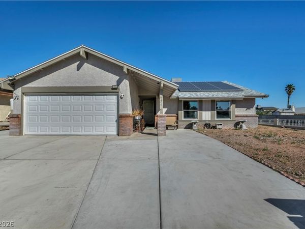 6400 Starcrest Drive, Las Vegas, NV 89108