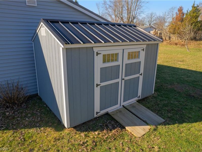 4079 Siefer Drive , Rootstown, OH 44272 Photo 3