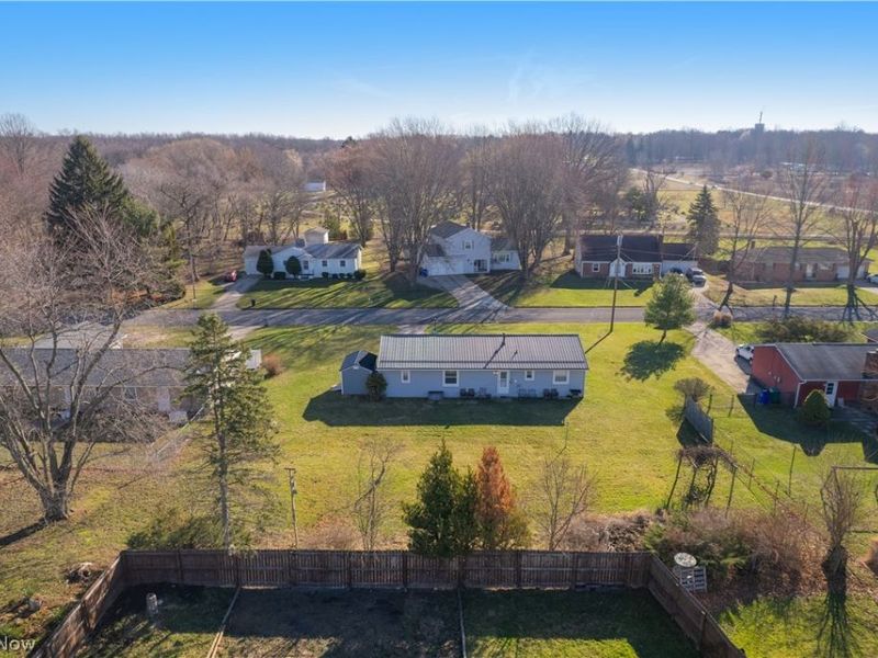 4079 Siefer Drive , Rootstown, OH 44272 Photo 8