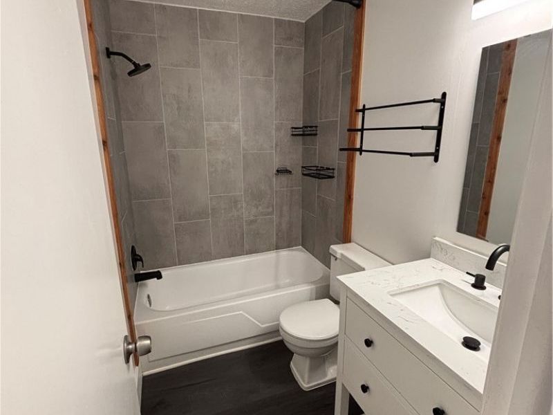 216 Moore Road , Unit 3J, Avon Lake, OH 44012 Photo 9