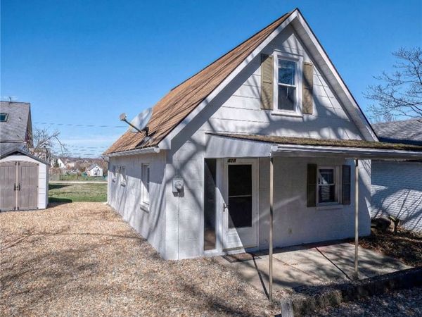 418 Thorn Way, Derry, PA 15627