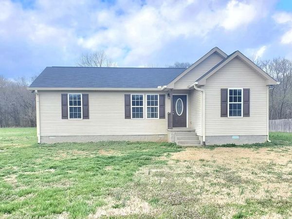 21 Winding Hills Ln, Gordonsville, TN