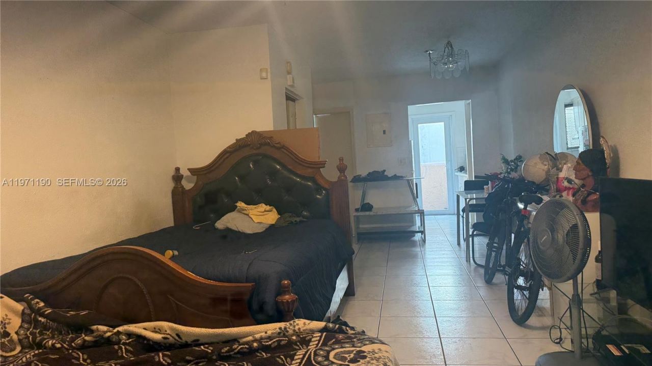 549 Meridian Ave , Unit 5, Miami Beach, FL 33139 Photo