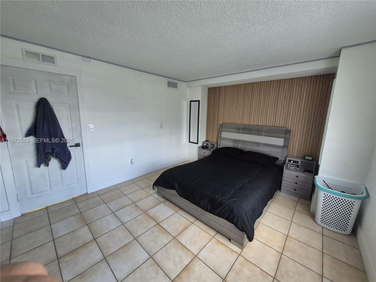 8405 NW 8th St, Unit 304, Miami, FL 33126 Photo