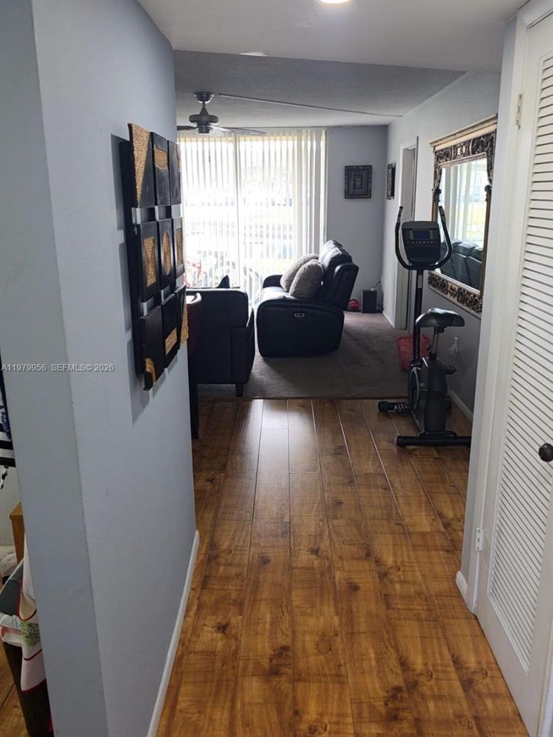 8100 Sunrise Lakes Blvd , Unit 110, Sunrise, FL 33322 Photo