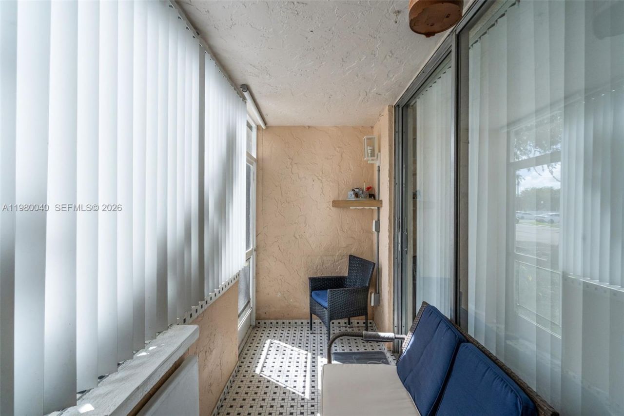 8405 NW 8th St, Unit 107-2, Miami, FL 33126 Photo