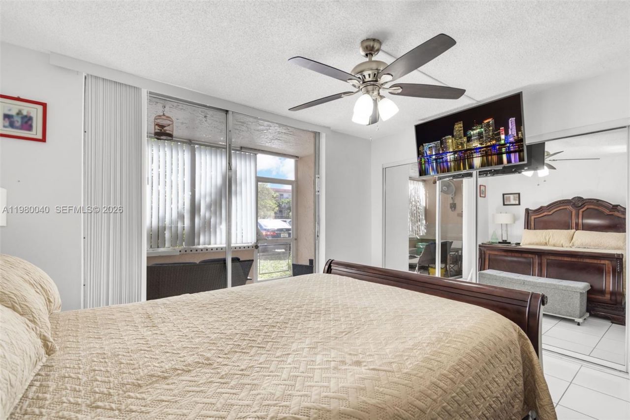 8405 NW 8th St, Unit 107-2, Miami, FL 33126 Photo