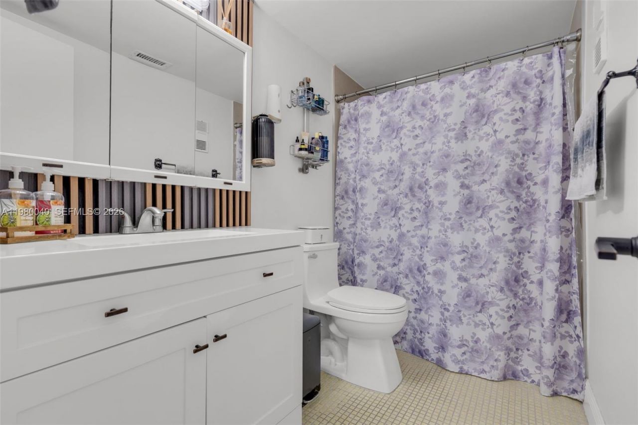 8405 NW 8th St, Unit 107-2, Miami, FL 33126 Photo