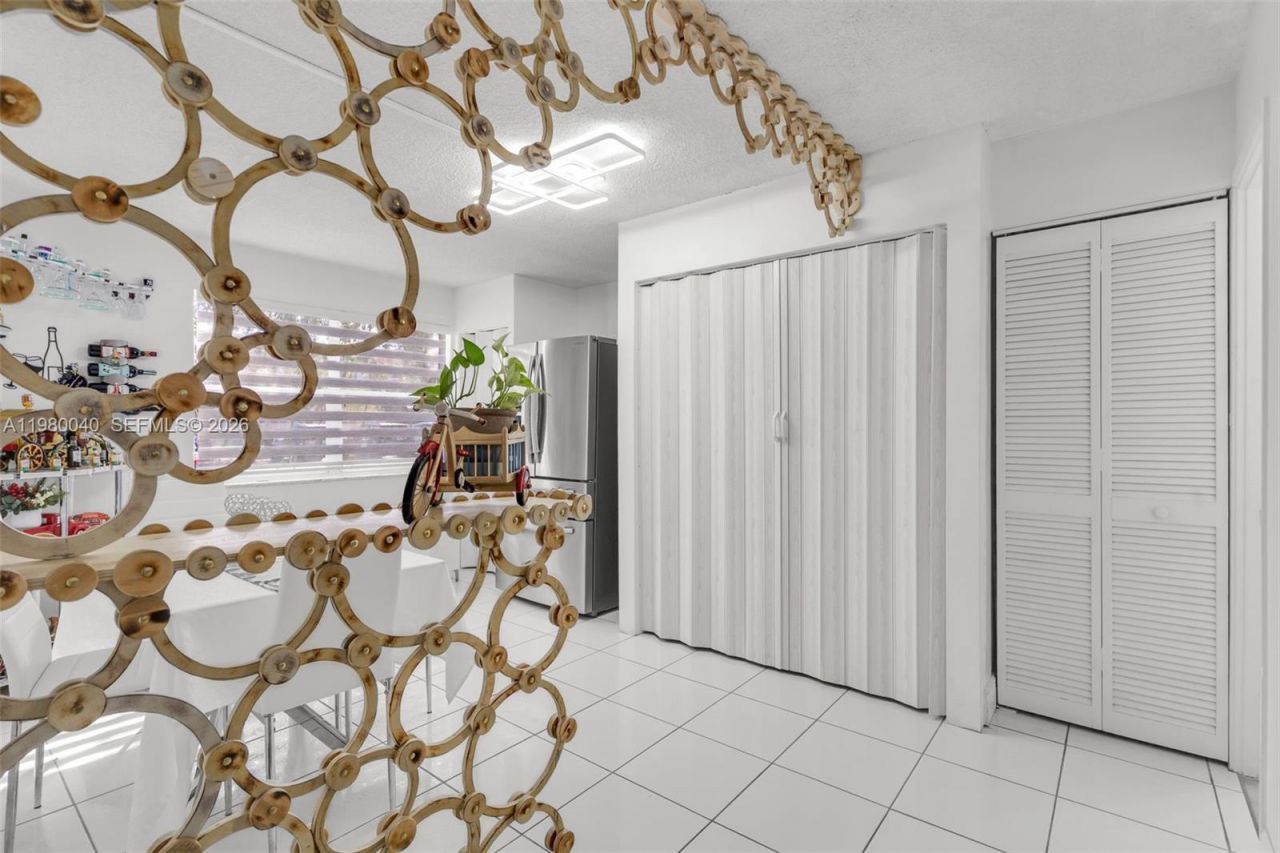 8405 NW 8th St, Unit 107-2, Miami, FL 33126 Photo