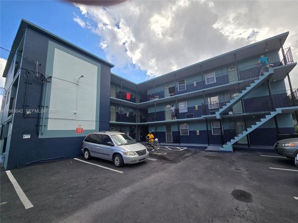 1520 NW 61st St , Unit 6, Miami, FL 33142