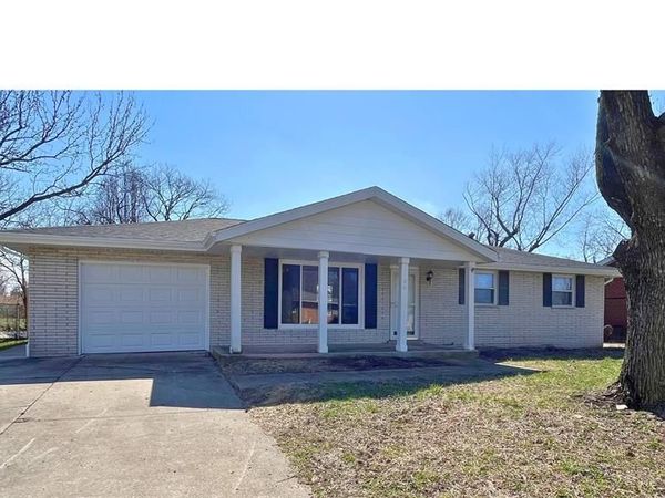 26 Victoria Drive, Granite City, IL 62040