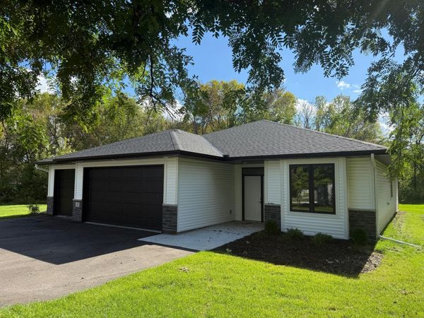 30 Cedar Court, Annandale, MN 55302