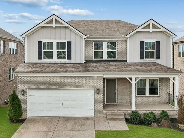 4327 Stone Hall Blvd, Hermitage, TN 37076