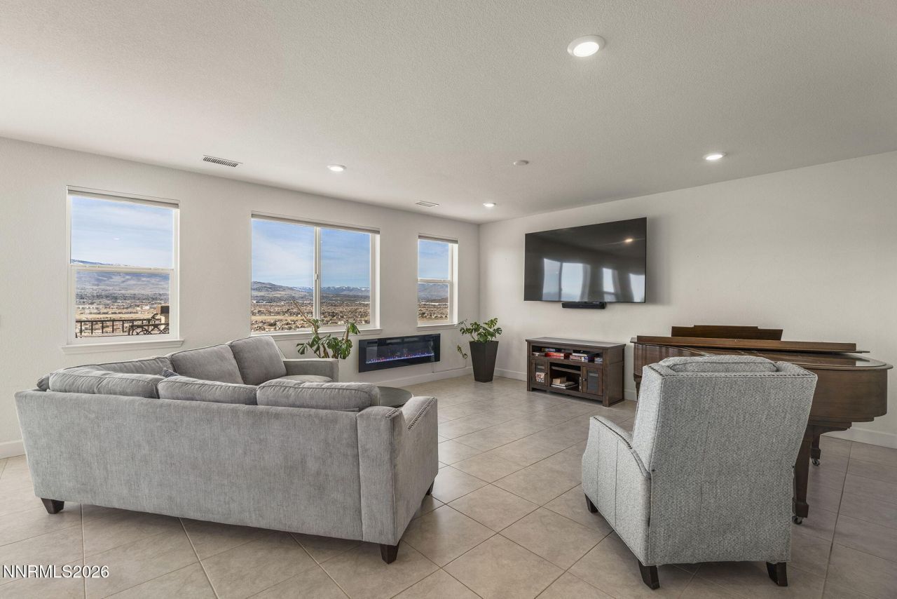 10591 Claim Jumper Way, Reno, NV 89521 Photo