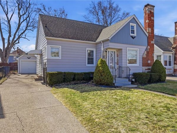 156 Hamilton Boulevard , Buffalo, NY 14217