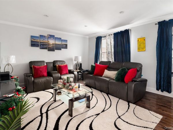 312 Richbell , Unit C4, Mamaroneck, NY 10543