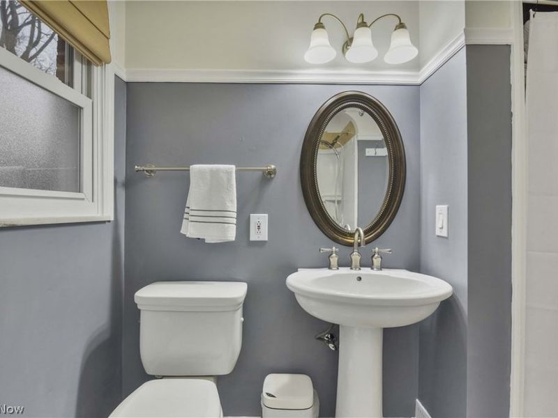 4620 W 227th Street, Fairview Park, OH 44126 Photo 16