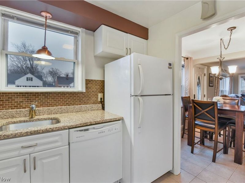 4620 W 227th Street, Fairview Park, OH 44126 Photo 4