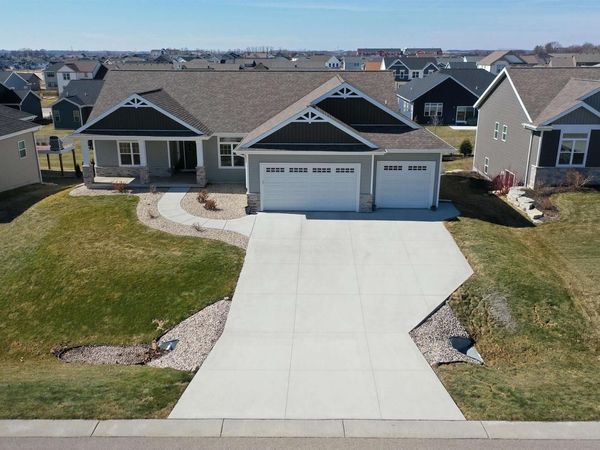 6677 Royal View Dr, Deforest, WI 53532