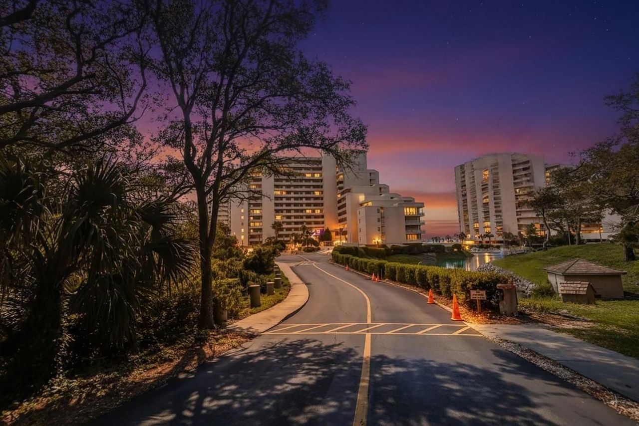 101 Ocean Creek Dr.  Photo 34