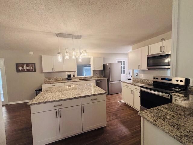 1590 Rhoad Street Photo 12