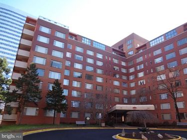 1021 ARLINGTON BOULEVARD, Unit 120, ARLINGTON, VA 22209