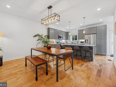 7005 PIPERS GLEN WAY, PHILADELPHIA, PA 19119