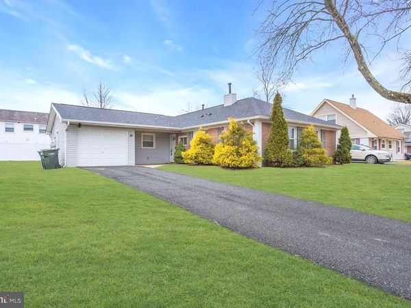 36 PEARTREE LANE, WILLINGBORO, NJ 08046