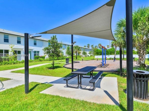 3506 Joshua Tree St, Unit 3506, Palm Springs, FL 33461