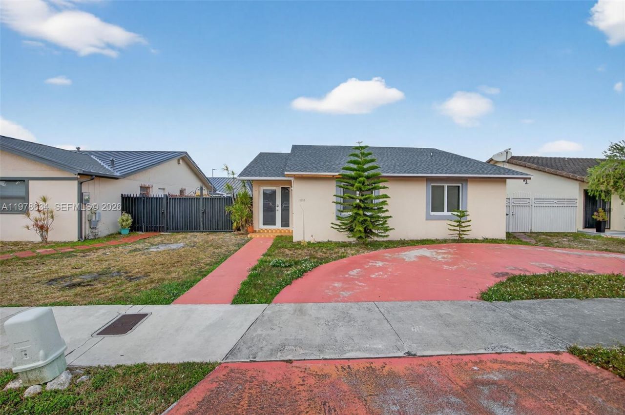 13755 SW 24th St, Miami, FL 33175 Photo