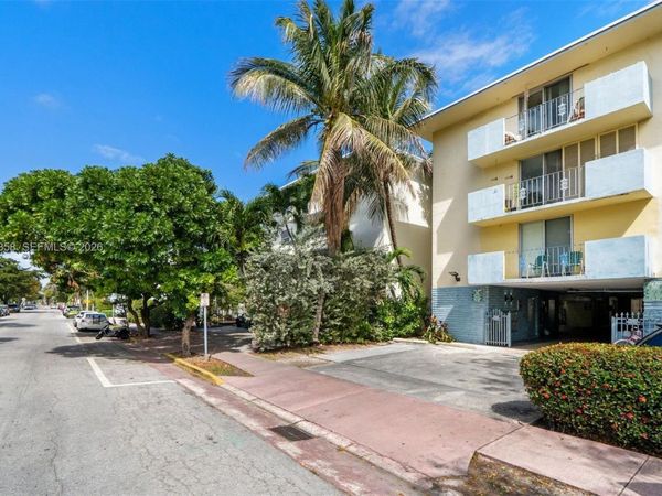 915 Jefferson Ave, Unit 2C, Miami Beach, FL 33139