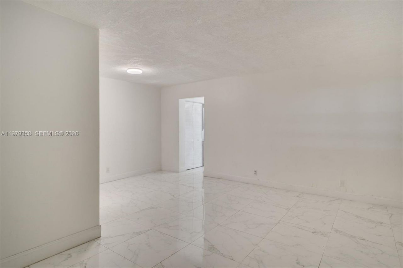 915 Jefferson Ave , Unit 2C, Miami Beach, FL 33139 Photo