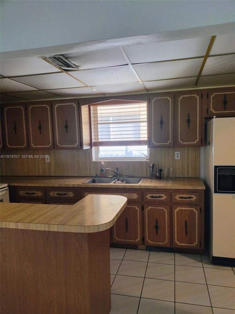 525 SW 56th Ave, Miami, FL 33134 Photo