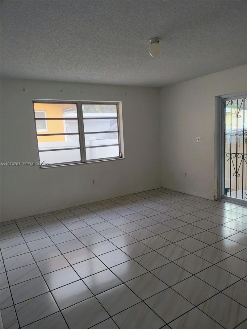 525 SW 56th Ave, Miami, FL 33134 Photo