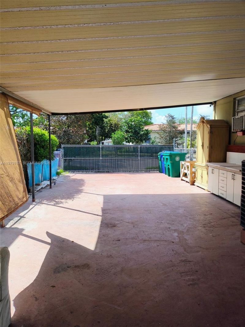 525 SW 56th Ave, Miami, FL 33134 Photo