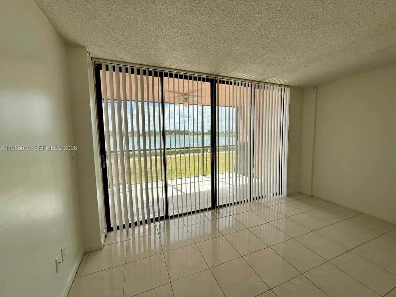 20850 San Simeon Way, Unit 105-5, Miami, FL 33179 Photo