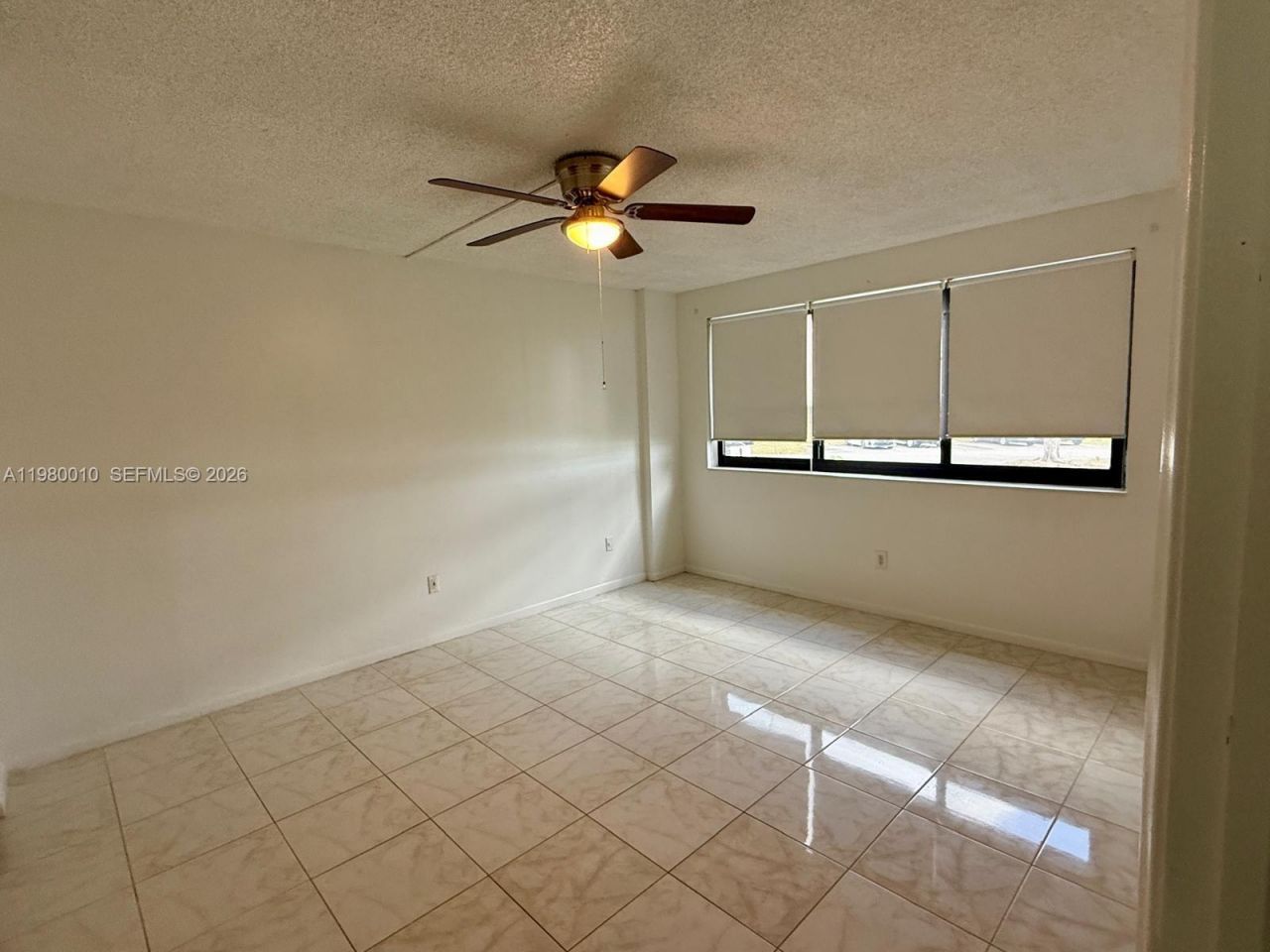 20850 San Simeon Way, Unit 105-5, Miami, FL 33179 Photo