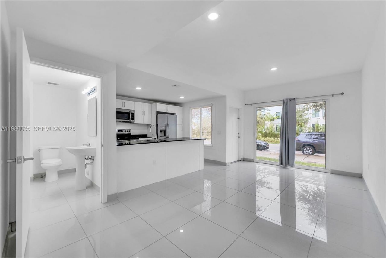 25936 SW 139th Path, Homestead, FL 33032 Photo