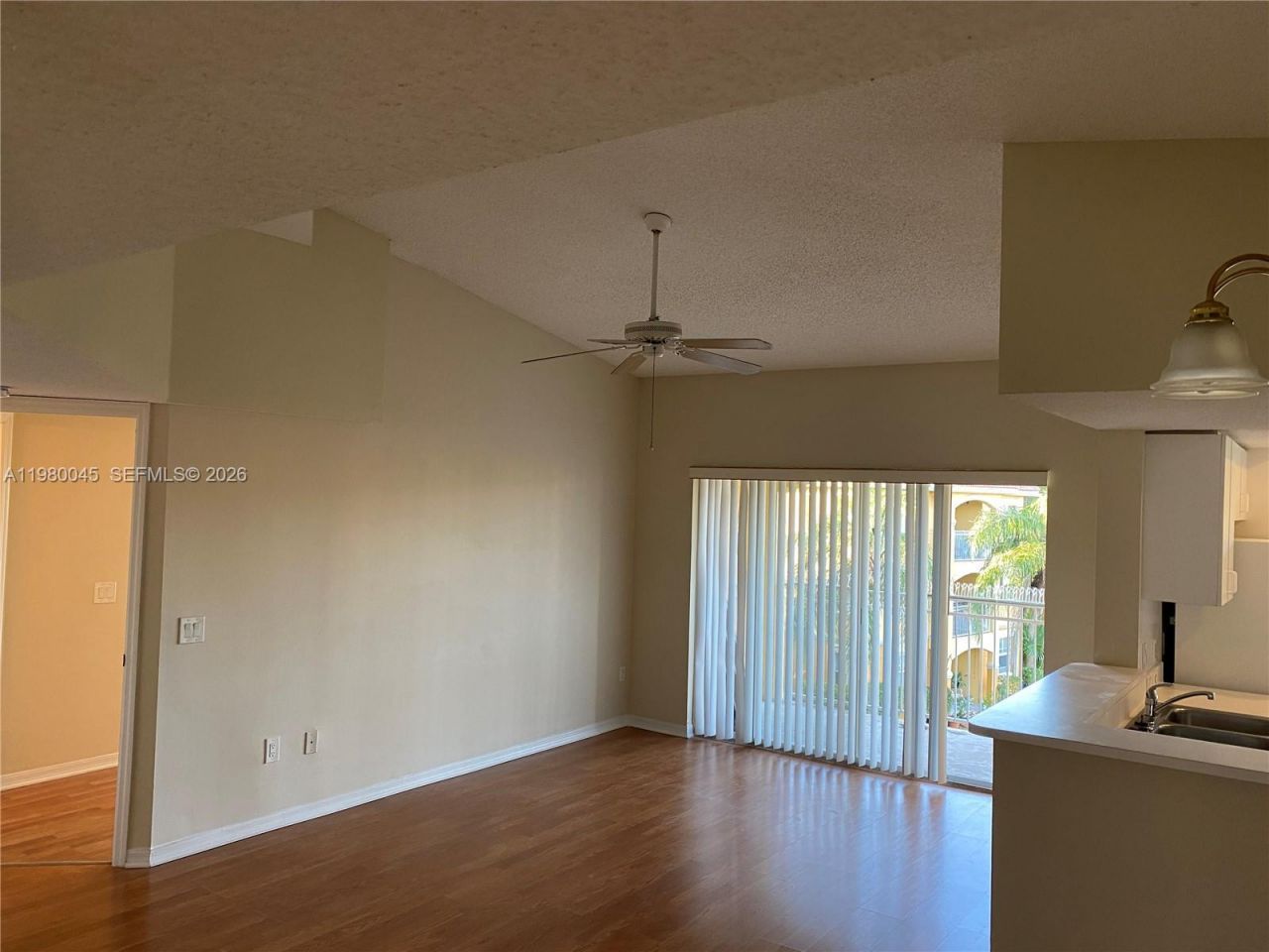 9645 NW 1st Ct, Unit 1-302, Pembroke Pines, FL 33024 Photo