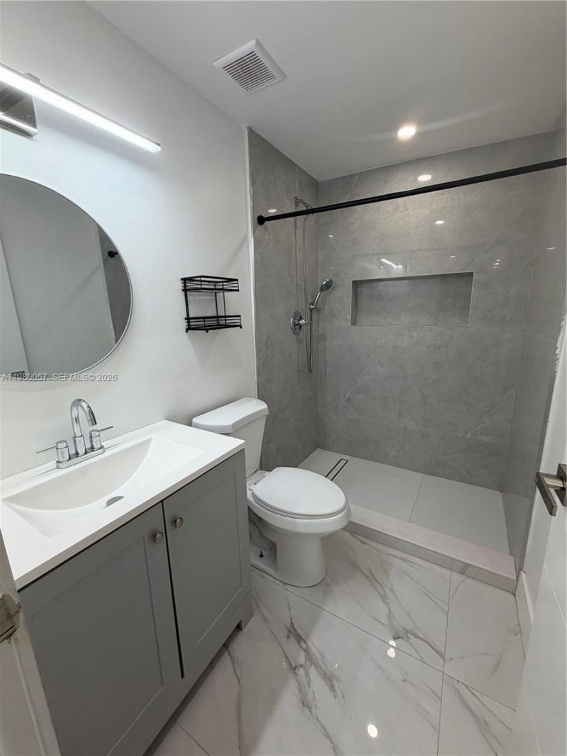 120 E 44th St , Hialeah, FL 33013 Photo