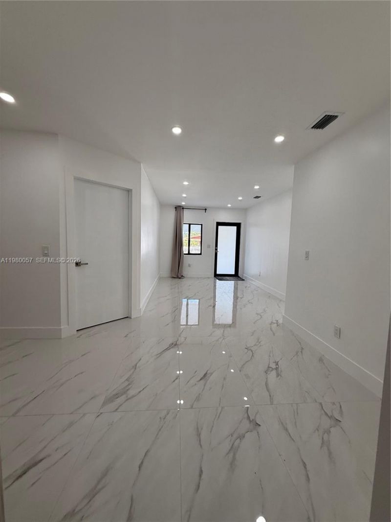 120 E 44th St , Hialeah, FL 33013 Photo