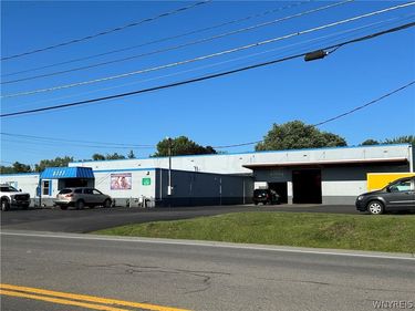 5727 South Park, Hamburg, NY 14075