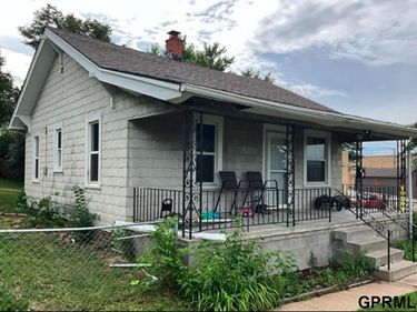 5425 S 23 Street , Omaha, NE 68107